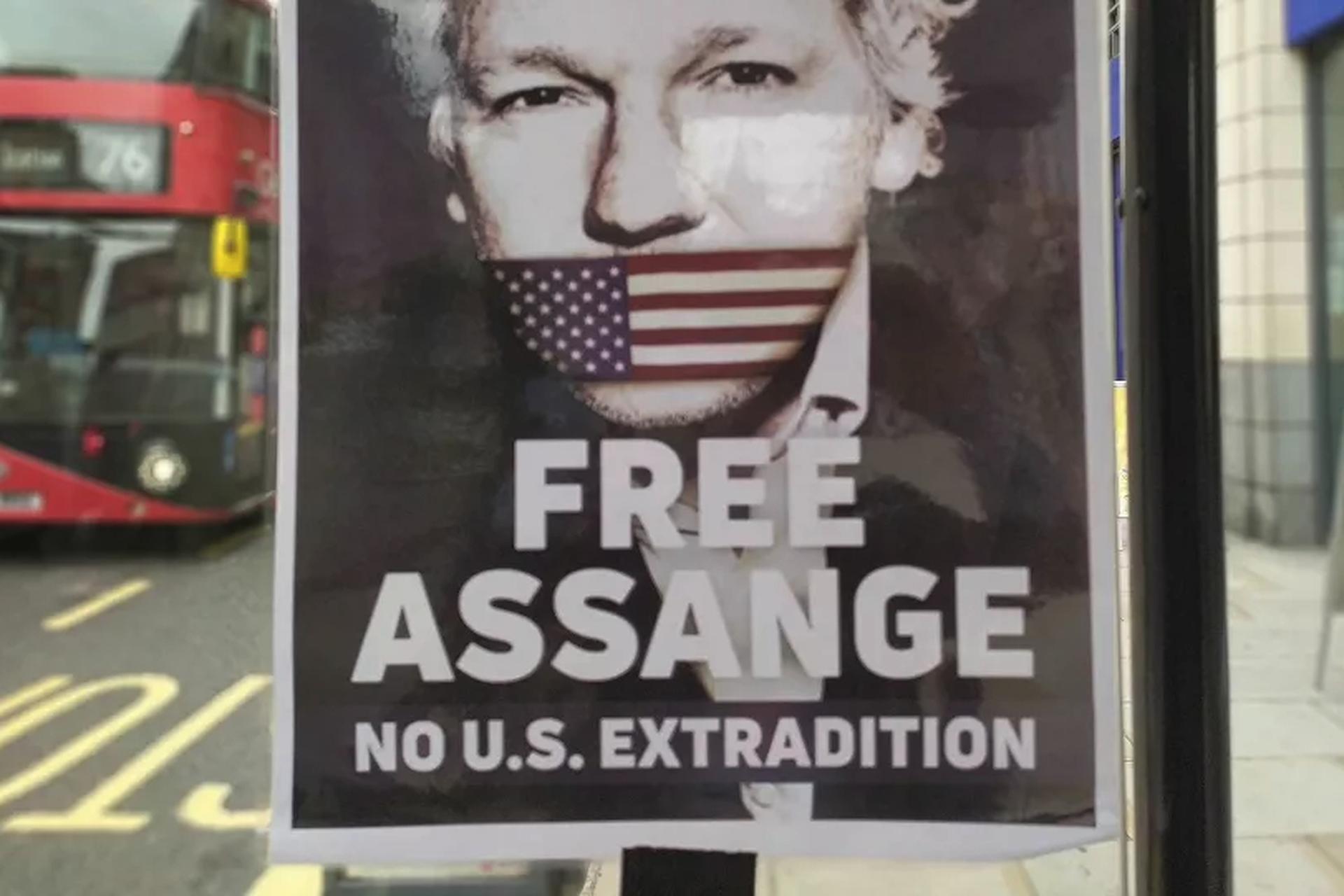 Free Julian Assange!